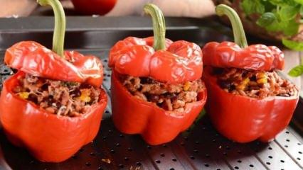 Zeytinyağlı kırmızı biber dolması tarifi