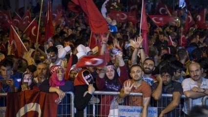 Bazı polis ya da polis kılıklı şahıslara dikkat!