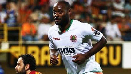 Vagner Love'dan gol krallığı göndermesi!