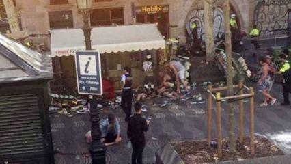 Barcelona'da terör saldırısı: 13 ölü, 80 yaralı