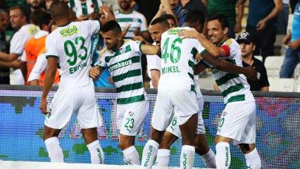 Bursaspor evinde Akhisar'a acımadı!