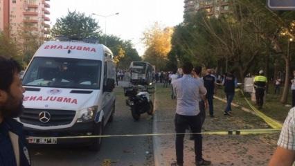 Mersin'de polis servisine bombalı saldırı!