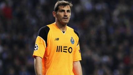 Iker Casillas futbolu bıraktı!