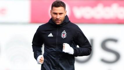 Tosic'in menajeri: Düşük maaşa bile Beşiktaş...