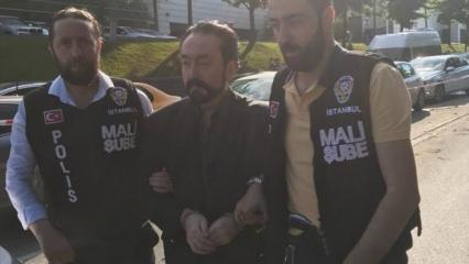 Adnan Oktar'ın gözaltındaki ilk fotoğrafı