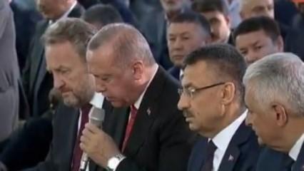 Cumhurbaşkanı Erdoğan 15 Temmuz şehitleri için Kur'an-ı Kerim okudu