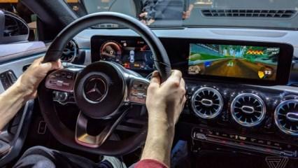 Mercedes'ten korkutan itiraf: Gizli takip sistemi kullanıyor!