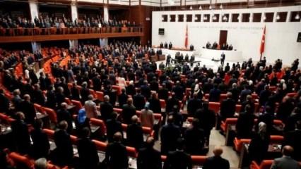 Erdoğan'ın TBMM'ye girdiği anlarda CHP ve İYİ Parti ikiye bölündü