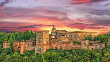 İslam'ın bilim merkezi Granada: Endülüs gezi rehberi