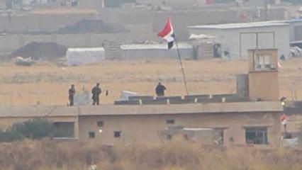 Bu görüntü Türkiye'den çekildi! Suriye bayrağını astılar