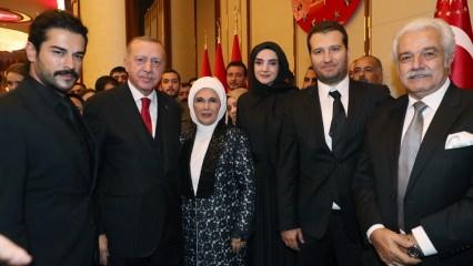 Başkan Erdoğan'ın 29 Ekim davetine ünlüler akın etti!