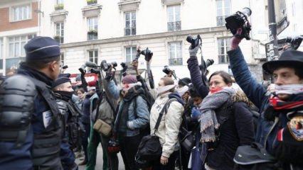 UMED Fransız polisinin gazetecilere uyguladığı şiddeti kınadı