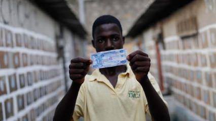 Afrika ülkeleri 74 yıllık Fransız sömürge parası CFA frangını bırakıyor