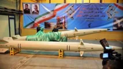 İran yeni balistik füzelerini dünyaya tanıttı