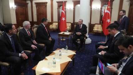 Cumhurbaşkanı Erdoğan Ahıska ve Gagavuz Türklerini kabul etti