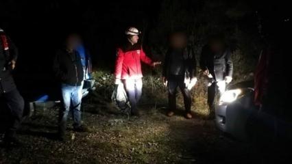İzmir'de dağda kaybolan üç kişi kurtarıldı