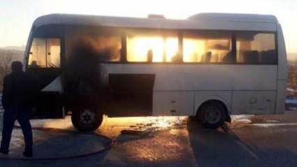 Burdur'da korkutan olay: Öğrenci servisinde yangın