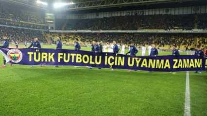 F.Bahçe'den pankart: 'Türk futbolu için uyanma zamanı'