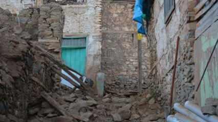Malatya'da depremzedeler konteynerlere yerleşiyor