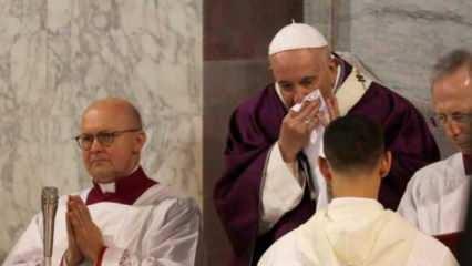 Gündeme bomba gibi düşen iddia! Papa Francis Koronavirüse yakalandı