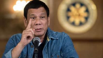 Filipinler'de koronavirüs önlemi! Duterte'ye dokunmak yasaklandı