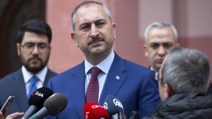 Adalet Bakanı Gül: Cezaevlerinde rastlanan pozitif vaka yok