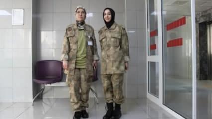 Doktorlar askeri üniforma ile hizmet verdi