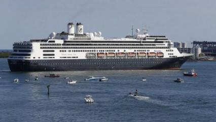 Alman cruise gemisine bilerek çarpan Venezuela donanmasına ait gemi battı