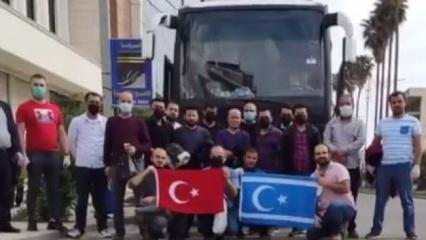 Irak Türkmenleri Türk kardeşlerini unutmadı: Halalarının hazırladığı kumanyayı ikram ettiler