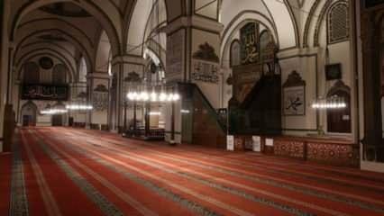 621 yıllık tarihi Ulu Cami'deki sessizlik böyle görüntülendi