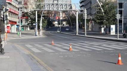 Ankara'da cadde ve sokaklar boş kaldı