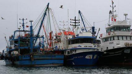 Balık avlama yasağını ihlal eden 7 kişiye 22 bin 50 lira para cezası