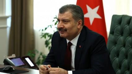 Bakan Koca: Biri tuz yerine koronavir&uuml;s uzatabilir