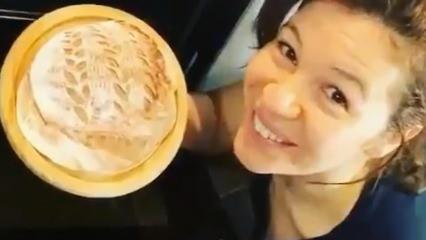 Aylin Kontente herkesi kekledi! Ev yapımı ekmek tarifi sosyal medyayı salladı