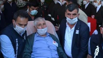 Şehit oğlunun cenazesine sedyeyle katıldı