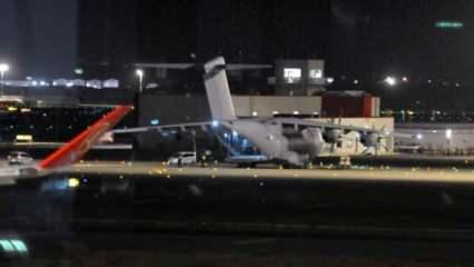 T&uuml;rkiye'den tıbbi malzemeleri taşıyan u&ccedil;ak İngiltere'ye vardı