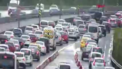 15 Temmuz Şehitler Köprüsü'nde trafik yoğunluğu!