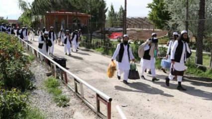 Afganistan'da 102 Taliban mensubu serbest bırakıldı