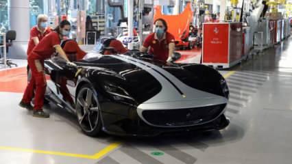 Ferrari üretime tekrar başladı!