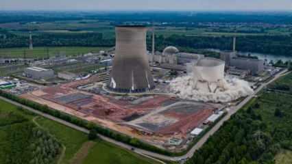Almanya'da nükleer santral saniyeler içinde yıkıldı