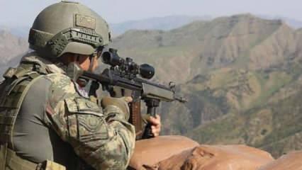 Bakan Akar'dan son dakika açıklamalar: Korku dağları sardı, PKK büyük panik içinde