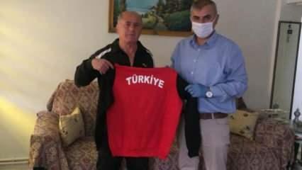 Türkiye Güreş Federasyonu'ndan emektar güreşçilere destek