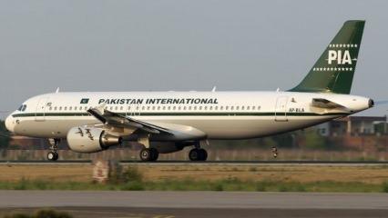 Pakistan'da yolcu uçağı evlerin üstüne düştü! İçinde Türk var mı? O da açıklandı