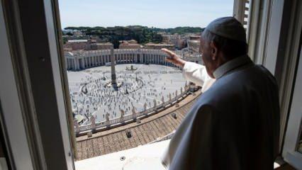Papa Francis’den 3 ay sonra ilk kutsama