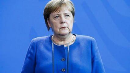 Angela Merkel'den Irkçılık itirafı!