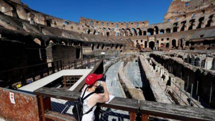 Roma'nın simgesi Kolezyum 84 gün sonra ziyaretçilere açıldı