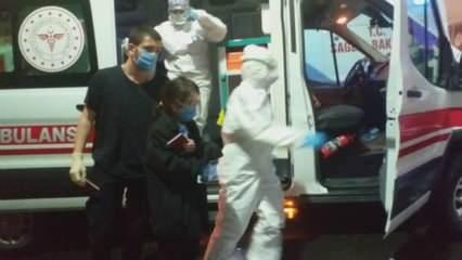 Türk aile Mısır'da ambulans uçakla getirildi!