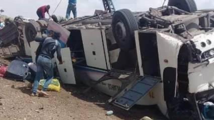 Esed Rejimi askerlerini taşıyan otobüsün geçişi sırasında patlama: 15 ölü