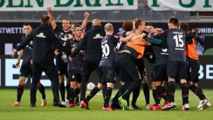 Werder Bremen, Bundesliga'da kaldı!