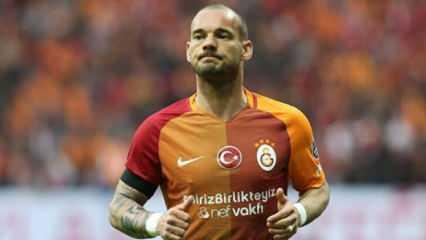 Sneijder futbola geri dönüyor
